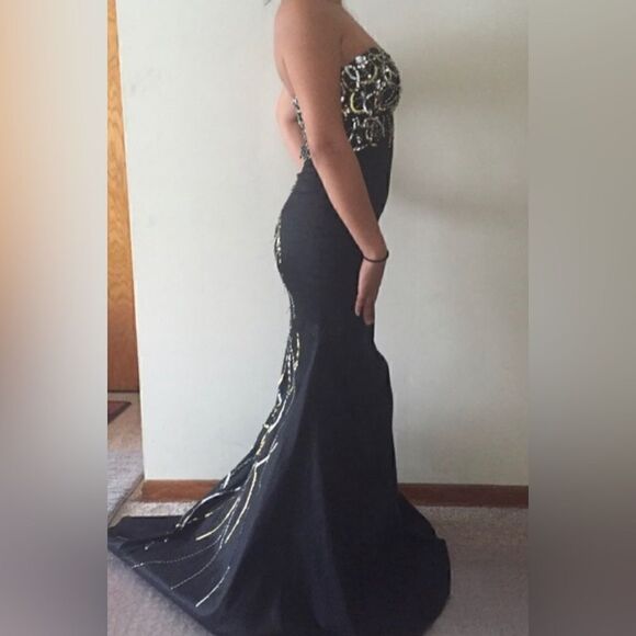 Jumps Apparel Strapless Black gown with silver and gold sequins Size 5/6 - Picture 5 of 11